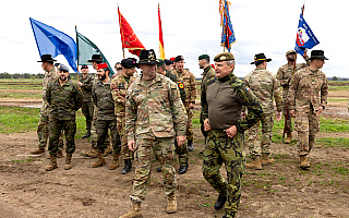 Żołnierze z ośmiu krajów ćwiczą na poligonie w Orzyszu